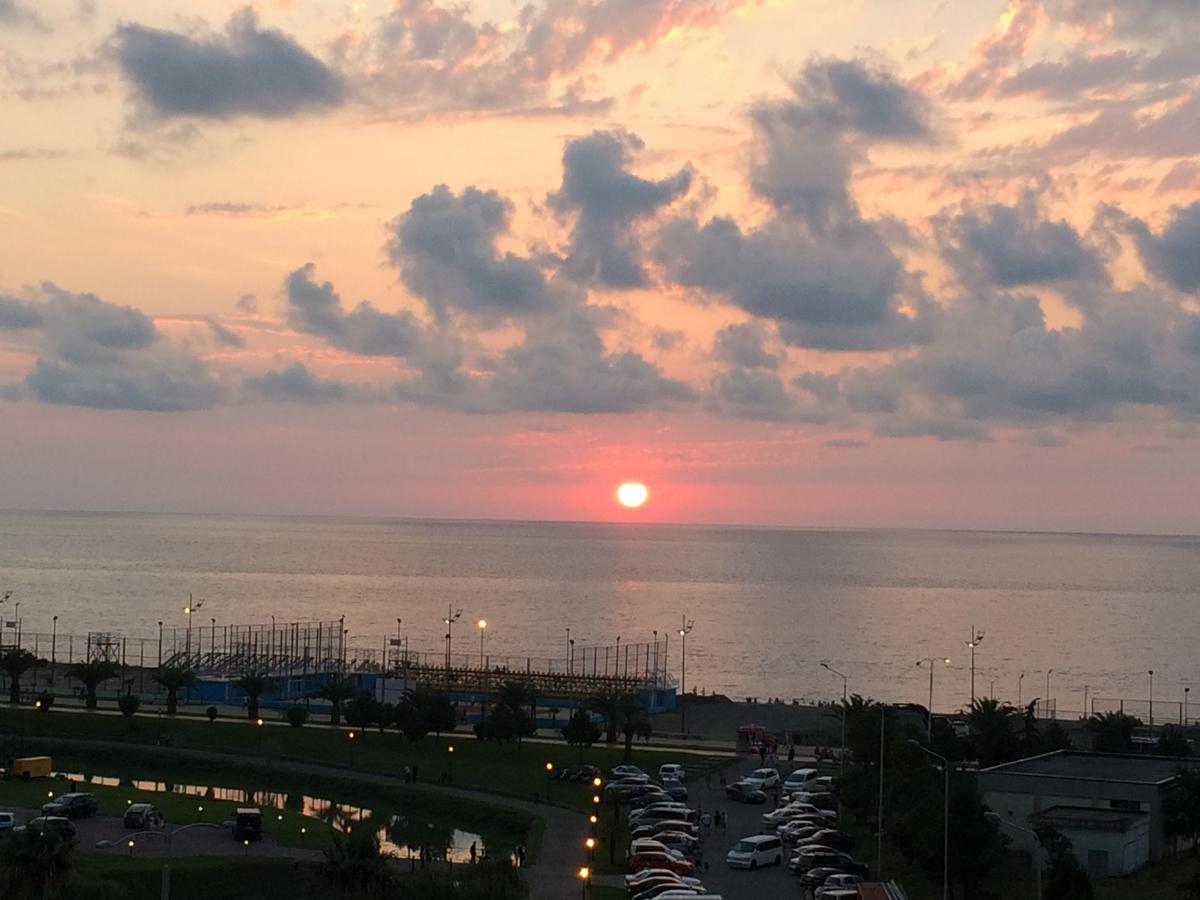 Cocorina Apartment Batumi Esterno foto